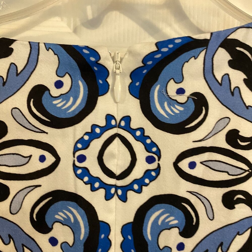 Tuckernuck Blue and White Printed Maxi Dress - Picture 4 of 9